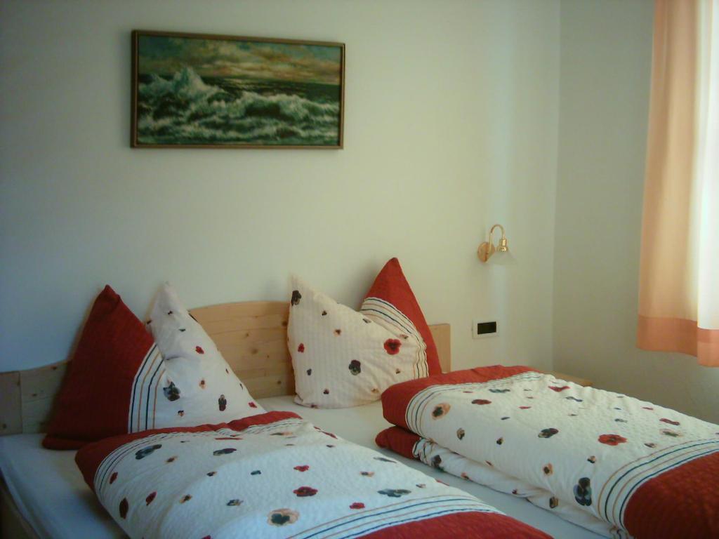 Gasthaus St. Valentin Chiusa Room photo